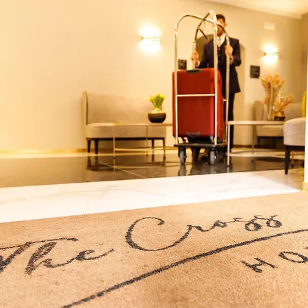 Отель The Cross