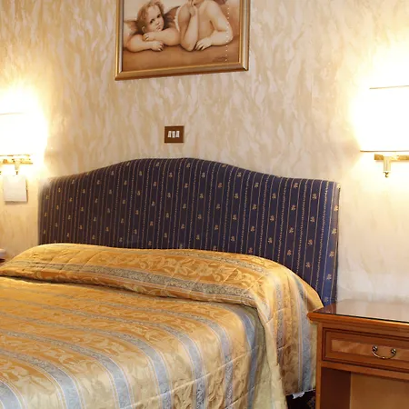 The Cross Отель