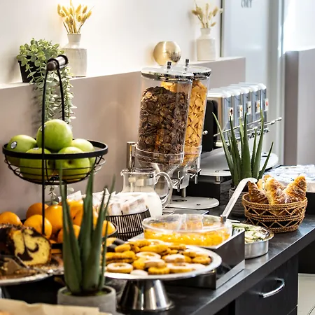 The Cross Отель