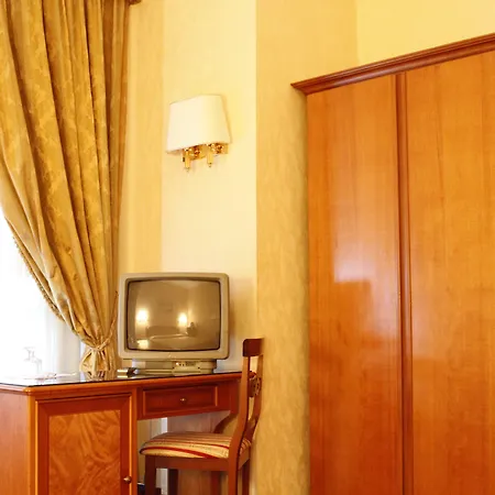 Hotel The Cross