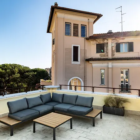 The Cross Hotel Roma